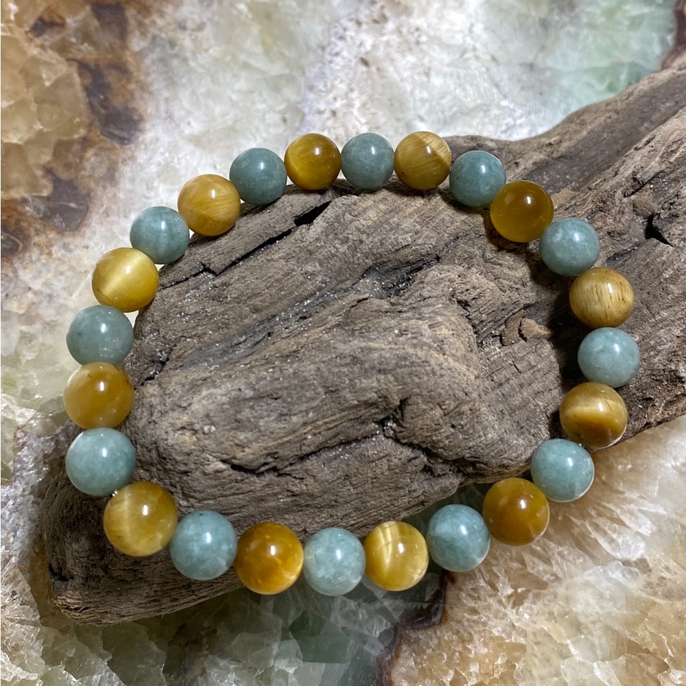 Burma Jade and Honey Tiger’s Eye Gemstone bead stretch bracelet!  Quality Grade!